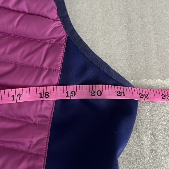 Eddie Bauer Women's Purple and Navy Vest - Picture 9 of 10